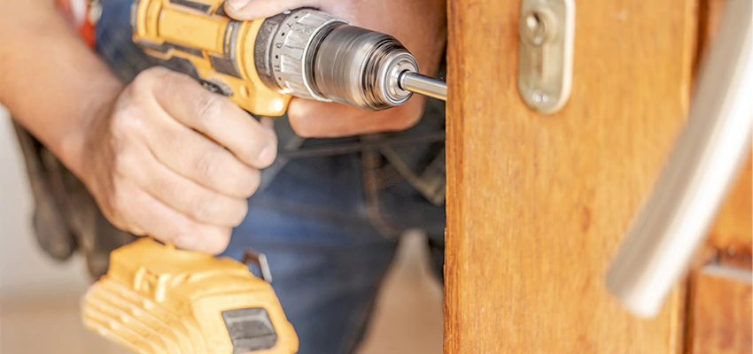 Emergency A1 Locksmith Services in Glen Avon, California