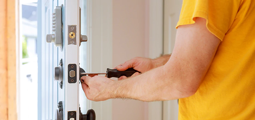 Eviction Locksmith For Key Fob Replacement Services in Glen Avon, CA